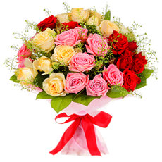 Букет из разноцветных роз